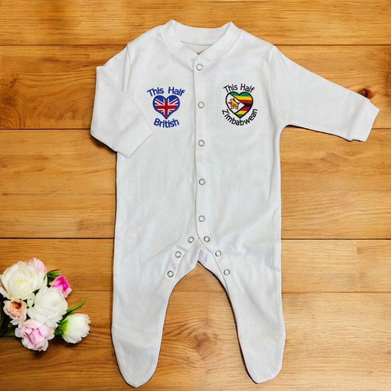 assegais zim & GB baby sleepsuit